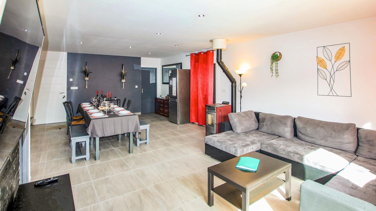 Photo of Bedroom in Morieres-les-Avignon