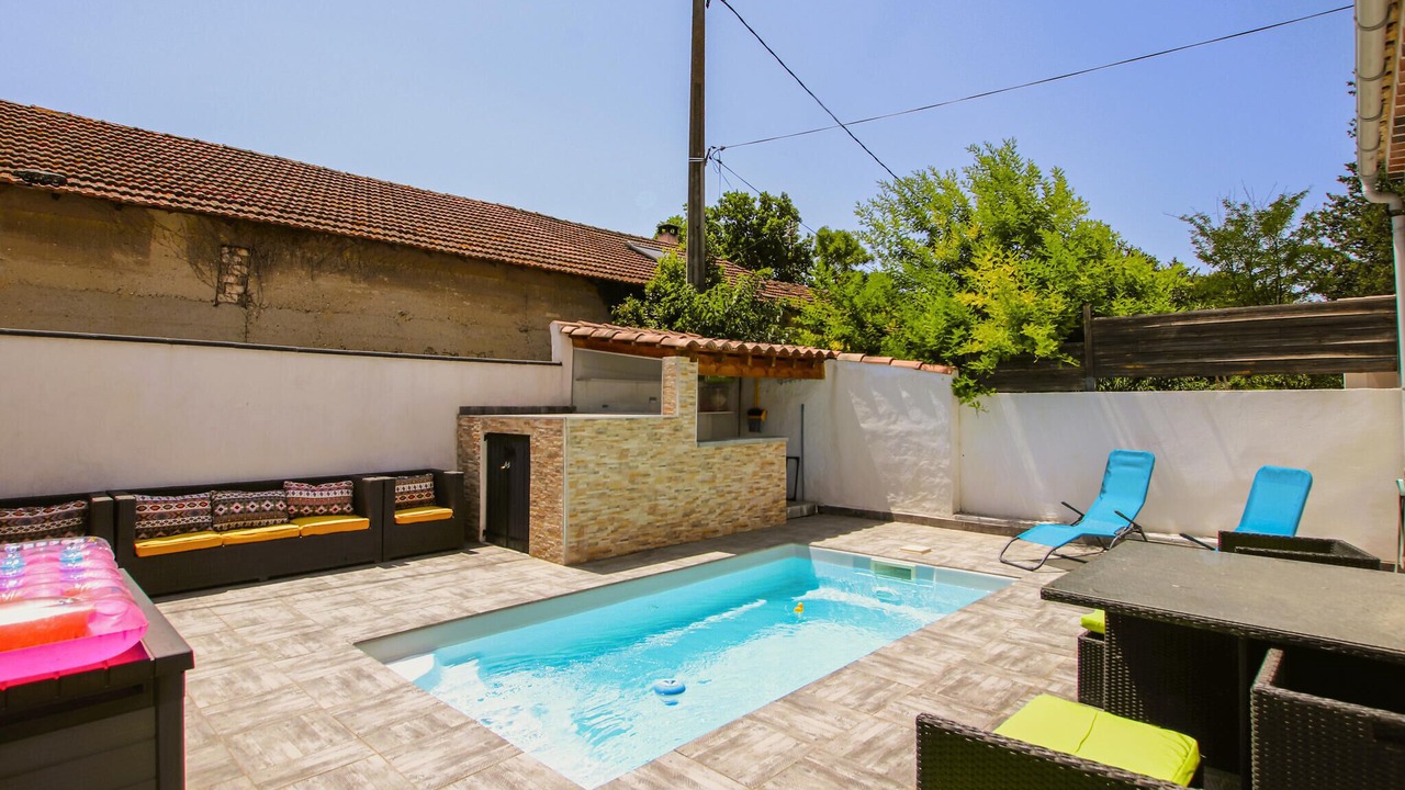 Photo of Outdoor in Morieres-les-Avignon