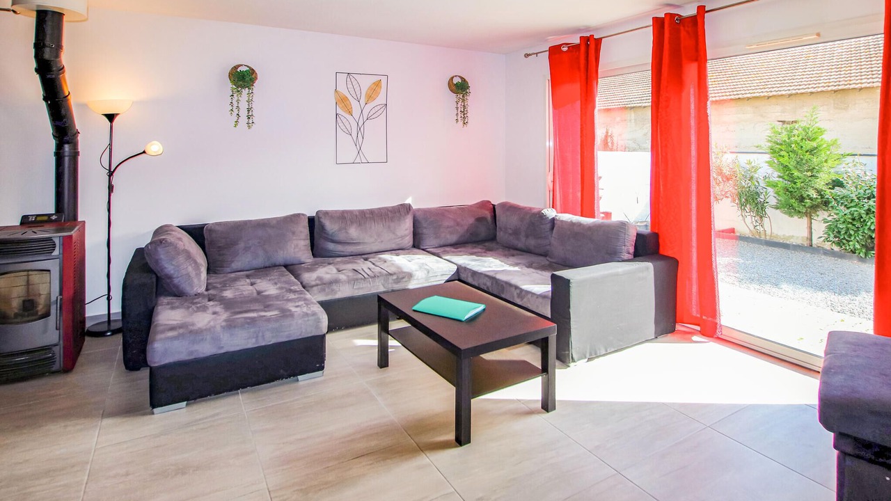 Photo of Bedroom in Morieres-les-Avignon