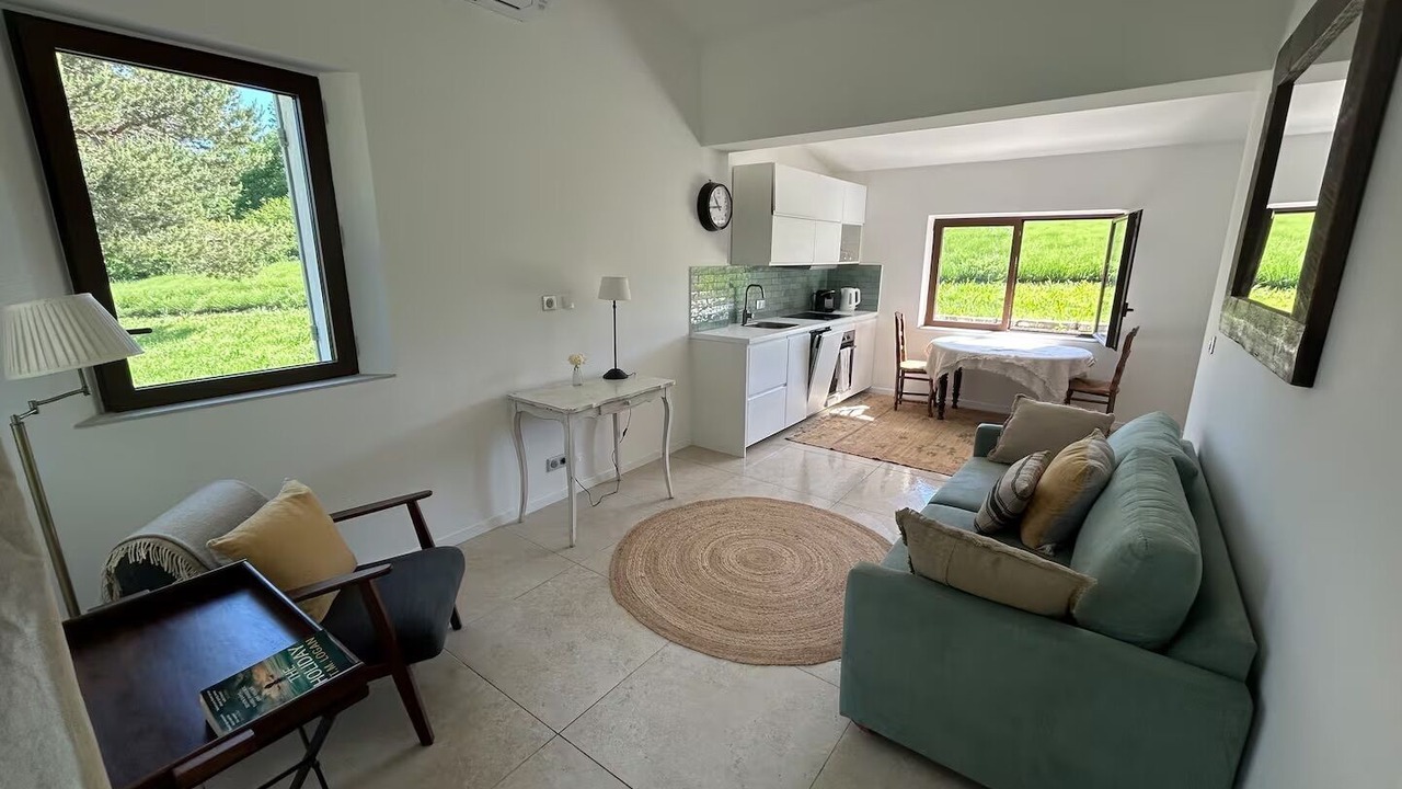 Photo of Livingroom in Goult