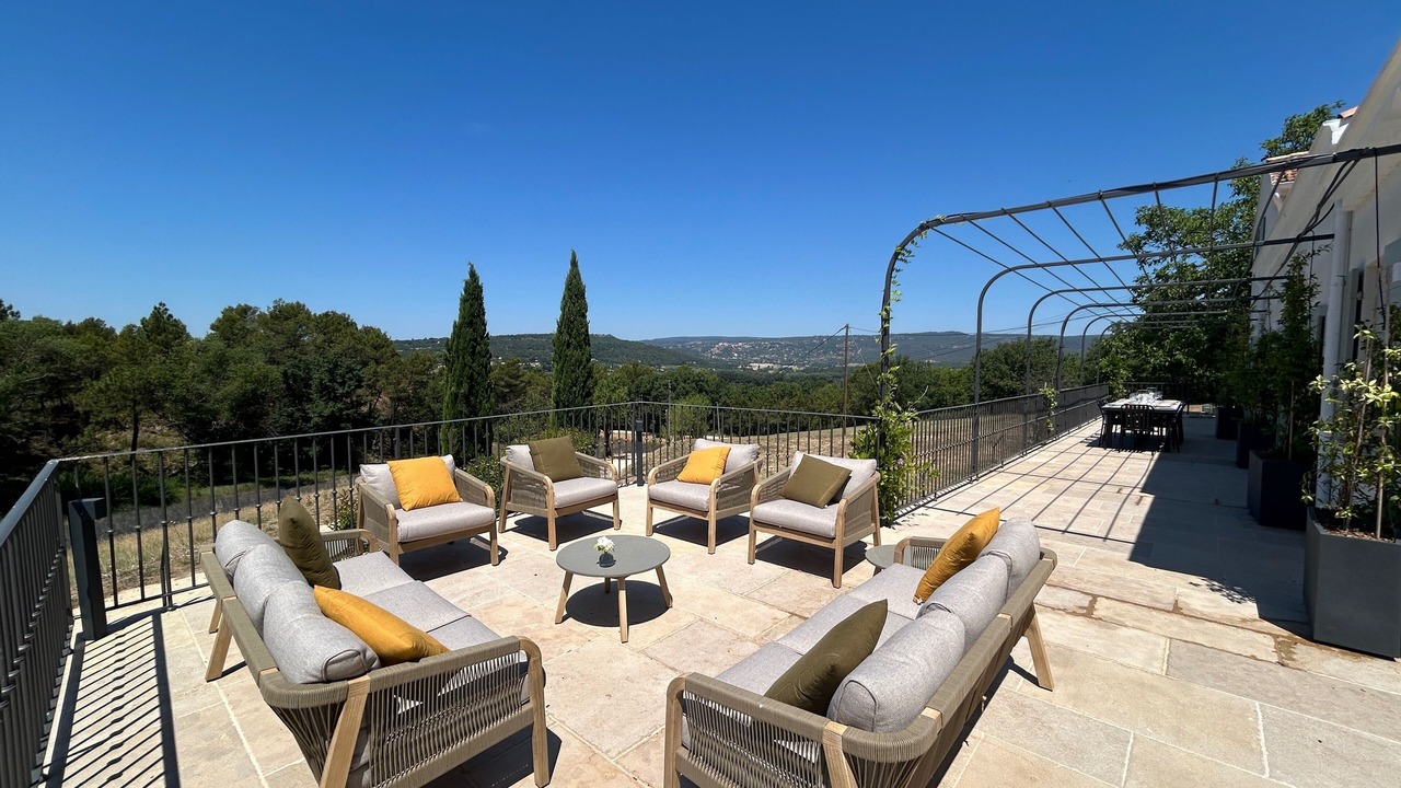Photo of Patio Balcony in Goult
