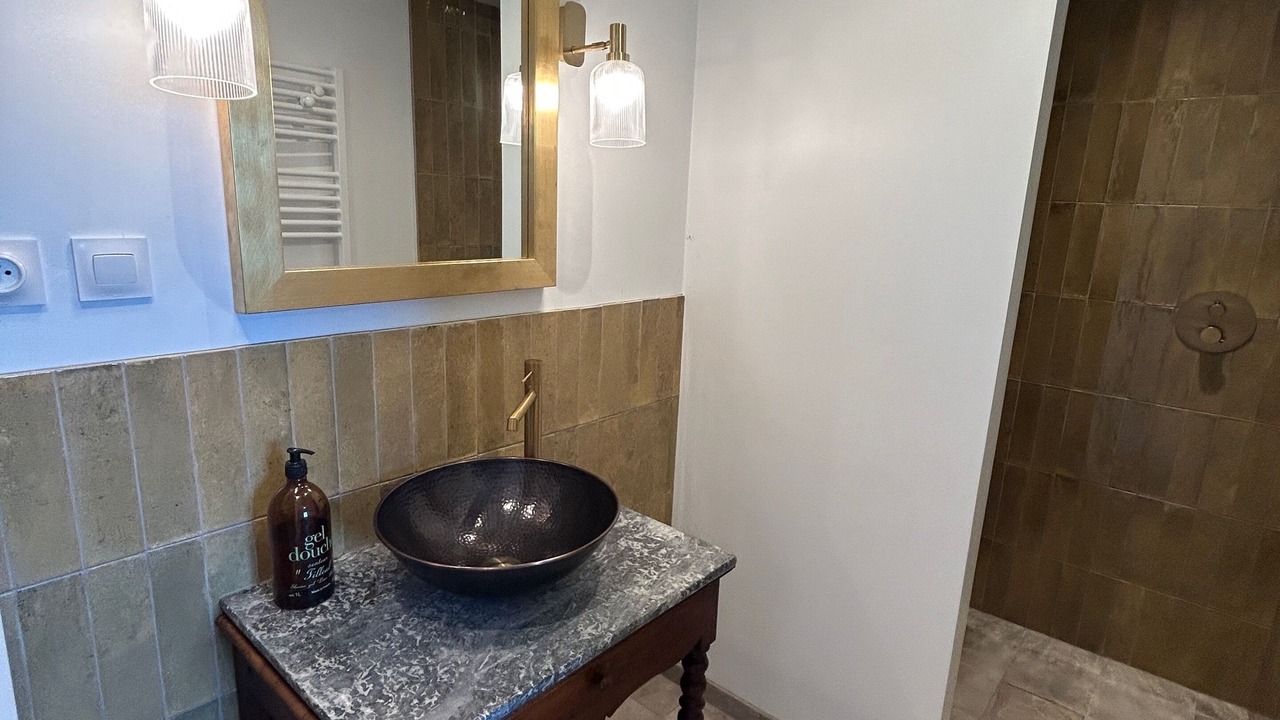 Photo of Bathroom in Goult