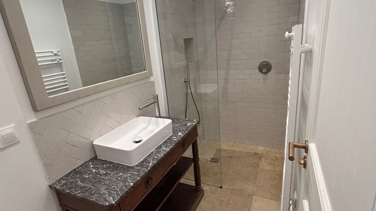 Photo of Bathroom in Goult