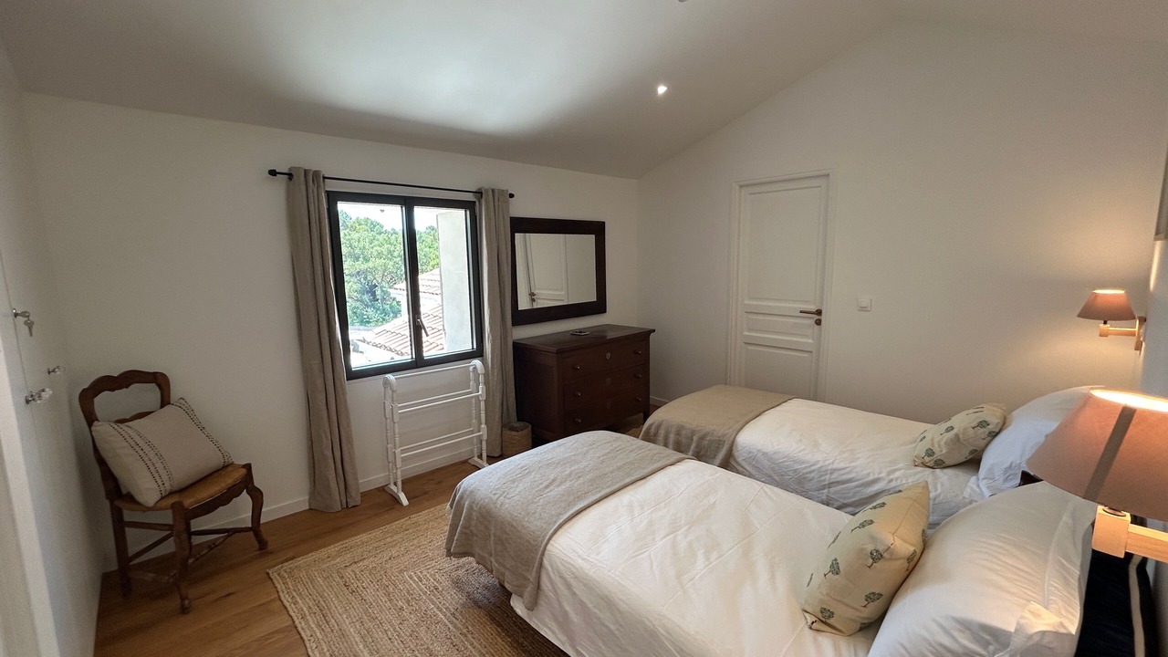 Photo of Bedroom in Goult