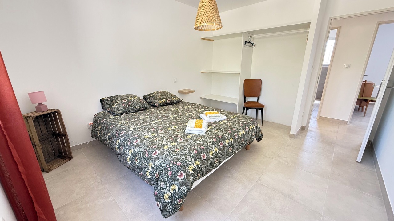 Photo of Bedroom in Mormoiron