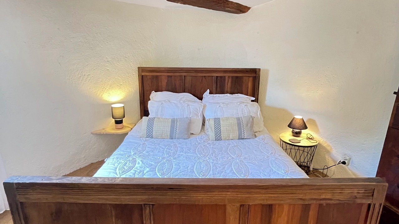 Photo of Bedroom in Quinson