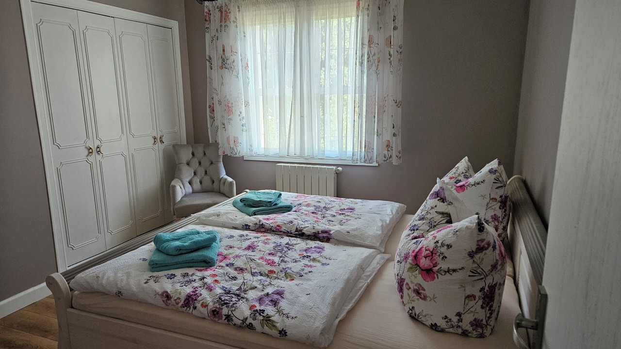 Photo of Bedroom in Castillon-du-Gard