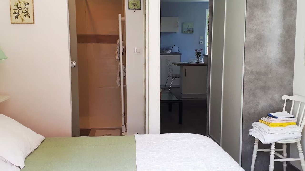 Photo of Bedroom in Pierrevert