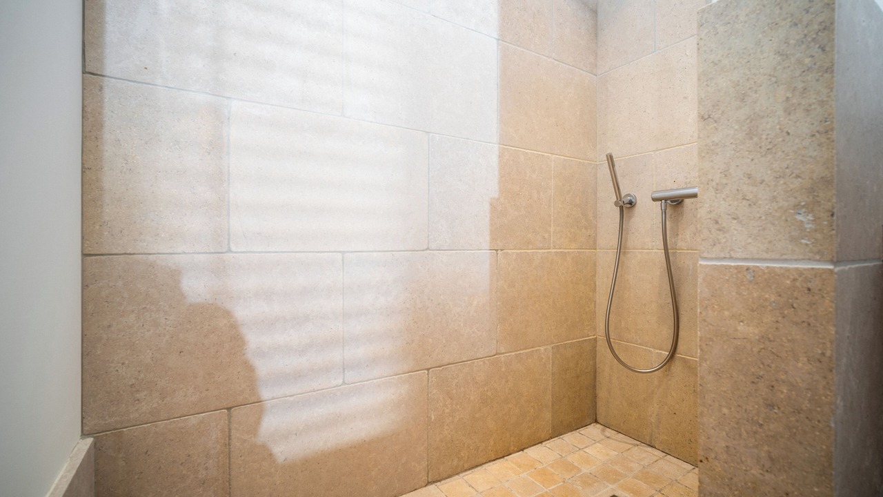 Photo of Bathroom in Le Lavandou