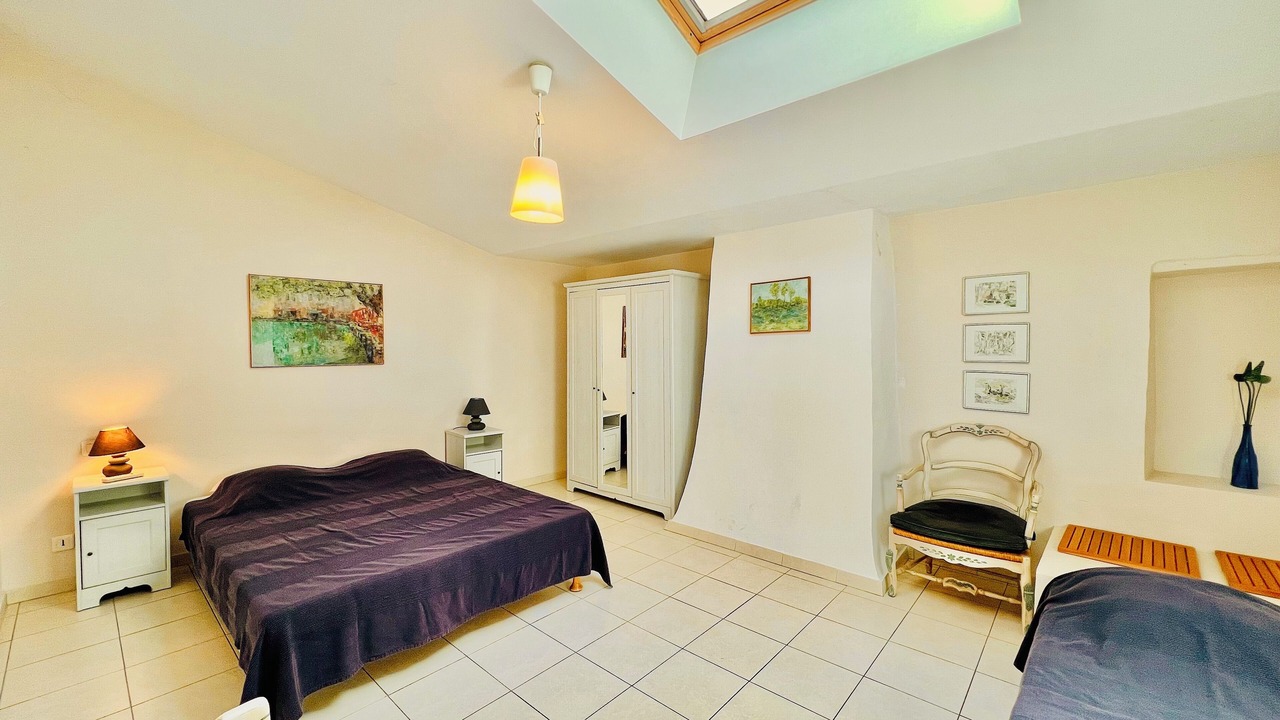 Photo of Bedroom in Miramas
