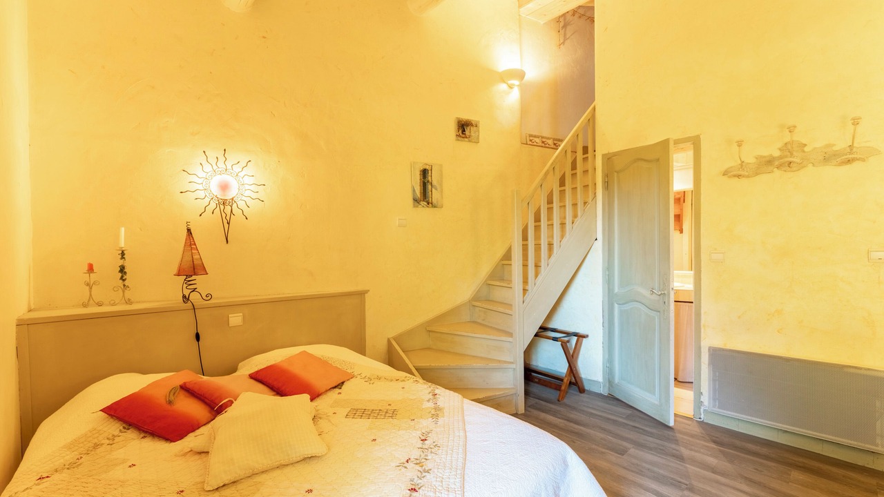 Photo of Bedroom in Velleron