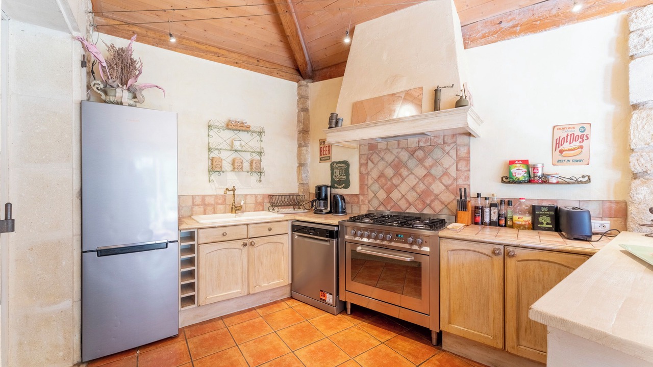 Photo of Kitchen in Velleron