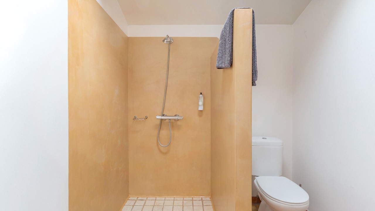 Photo of Bathroom in Simiane-la-Rotonde
