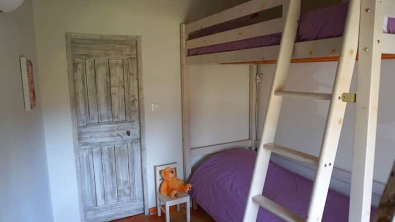 Photo of Bedroom in Simiane-la-Rotonde