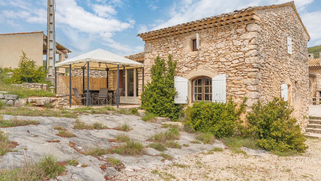 Photo of Outdoor in Simiane-la-Rotonde