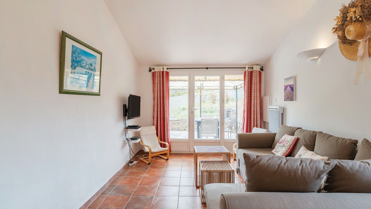 Photo of Livingroom in Simiane-la-Rotonde