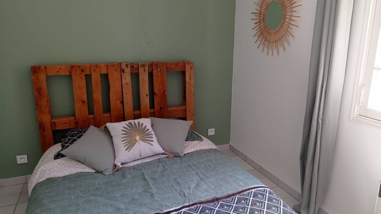 Photo of Bedroom in Aups