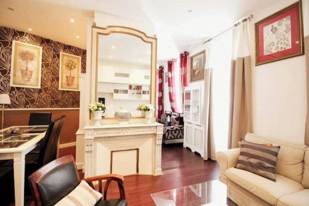 Photo of Livingroom in Noailles
