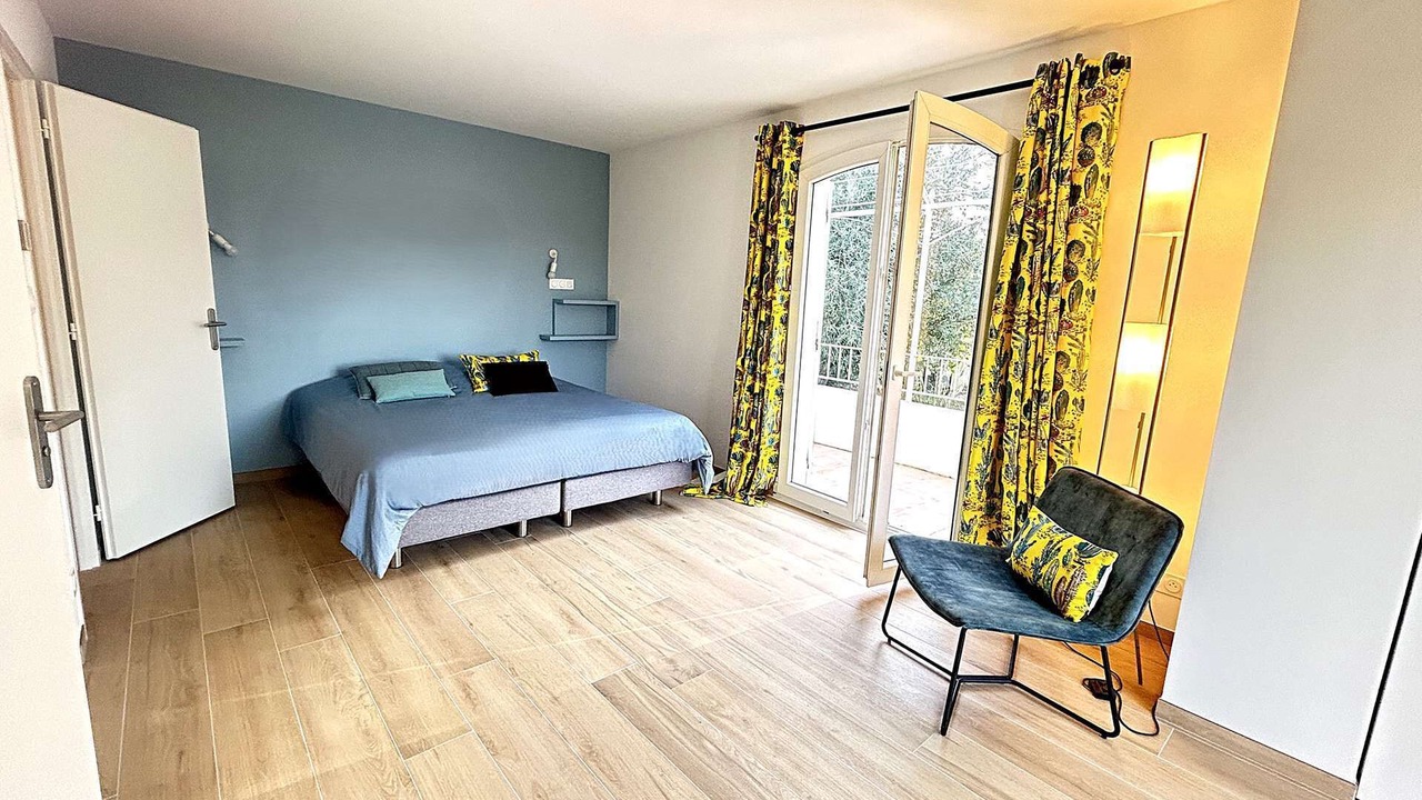 Photo of Bedroom in Sanary-sur-Mer