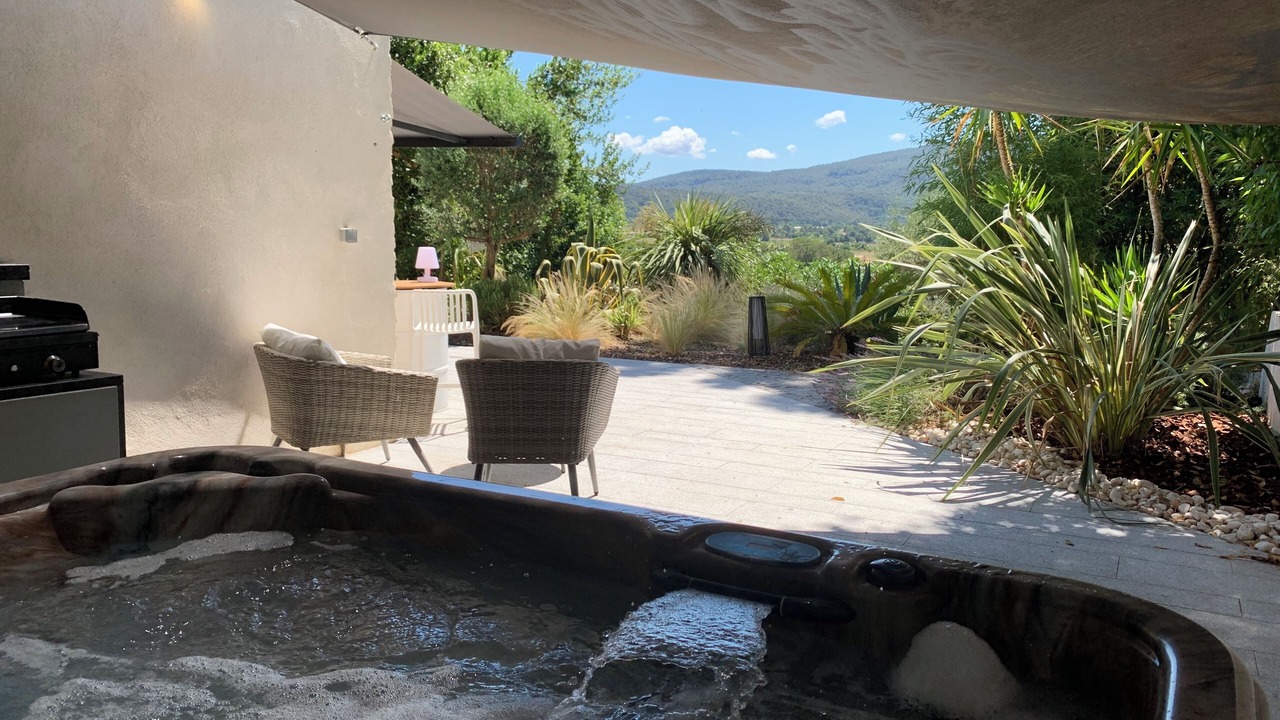 Photo of Patio Balcony in Le Puyricard