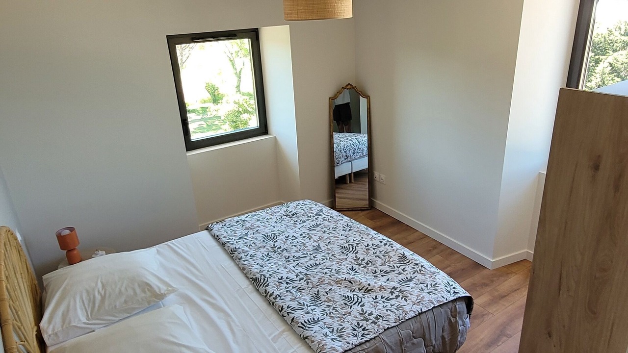Photo of Bedroom in Orange