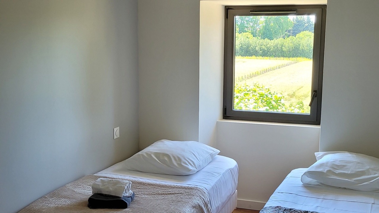 Photo of Bedroom in Orange