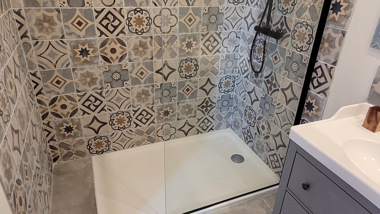 Photo of Bathroom in Orange
