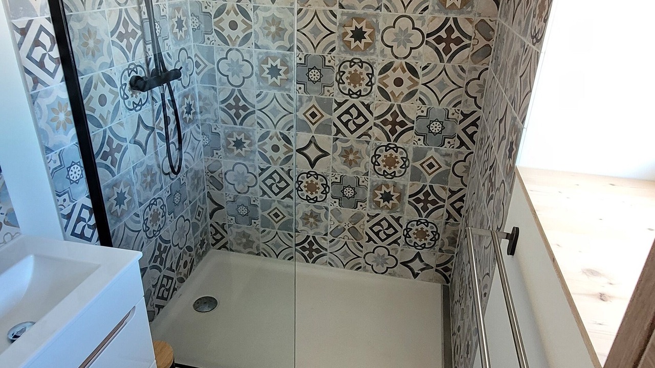 Photo of Bathroom in Orange