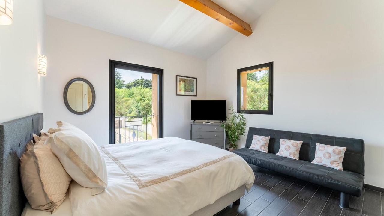 Photo of Bedroom in Crillon-le-Brave