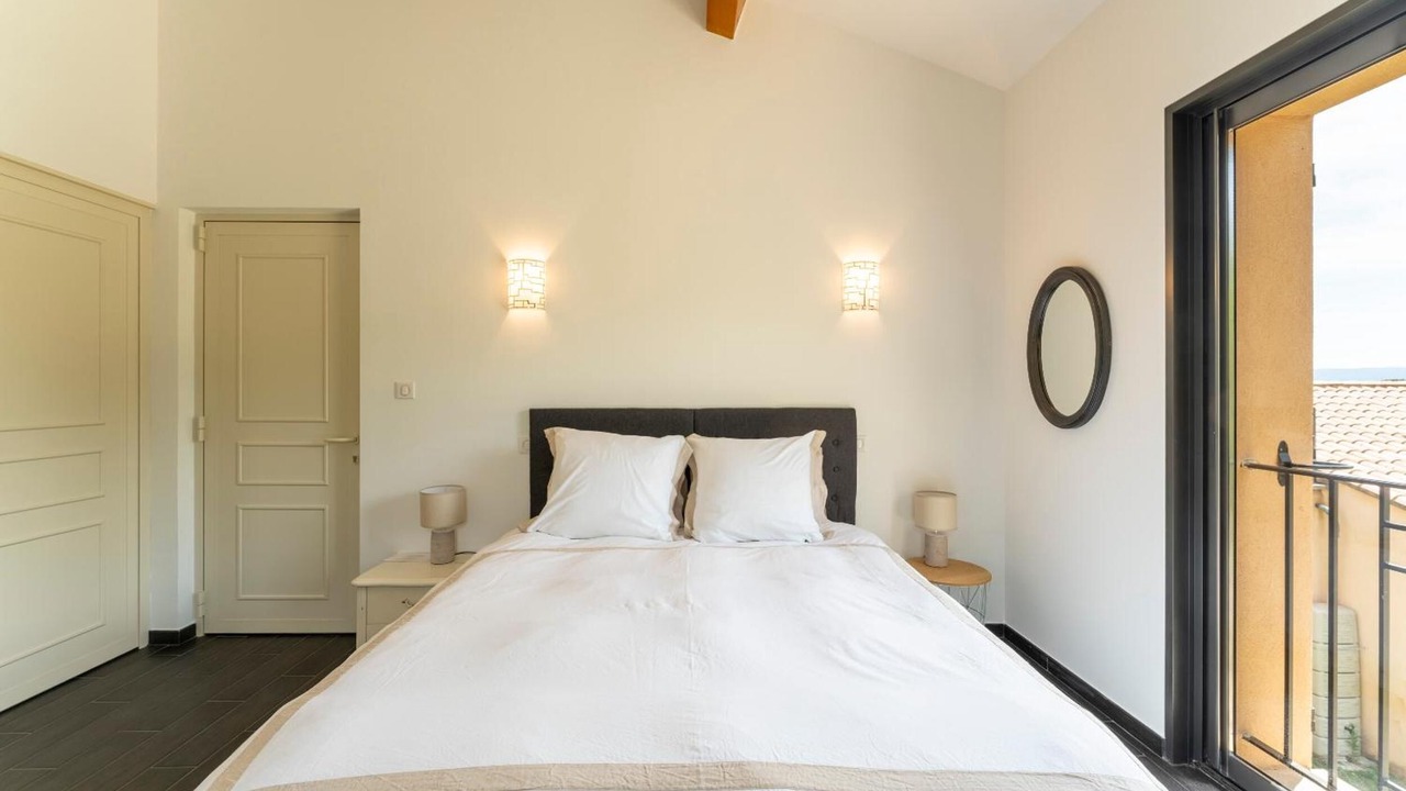 Photo of Bedroom in Crillon-le-Brave