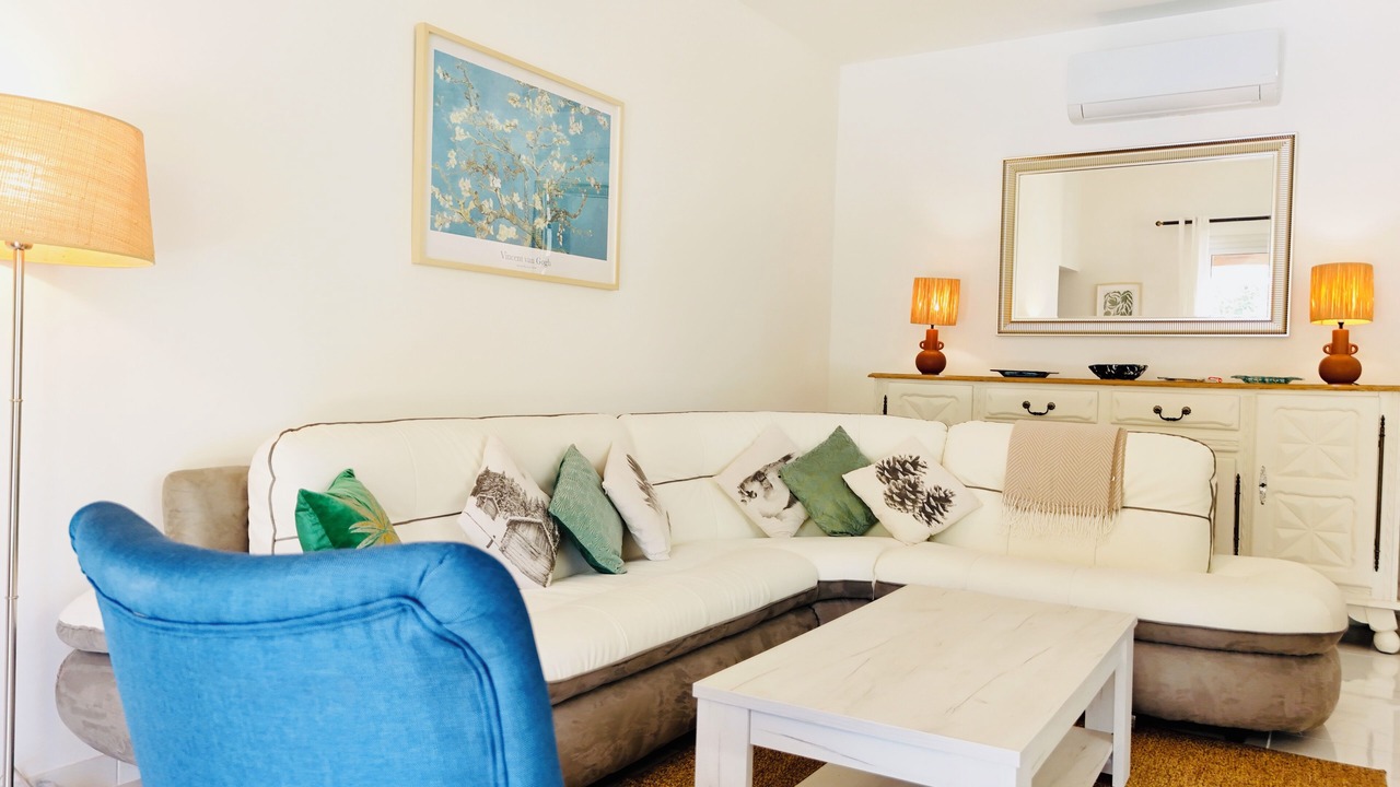 Photo of Livingroom in Gareoult