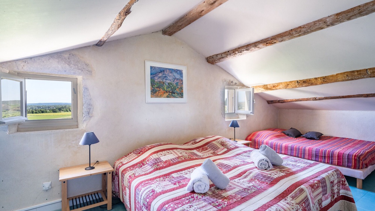 Photo of Bedroom in Saint-Restitut