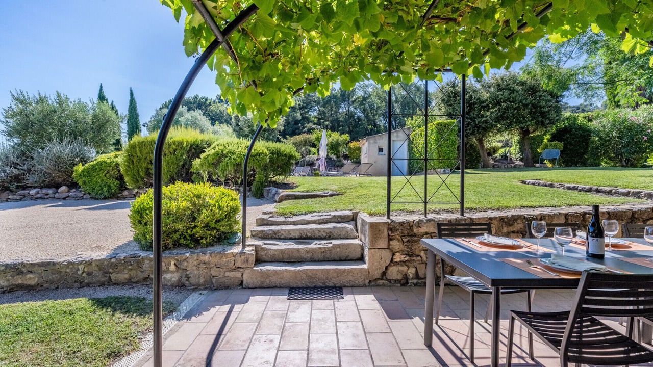 Photo of Outdoor in Saint-Restitut