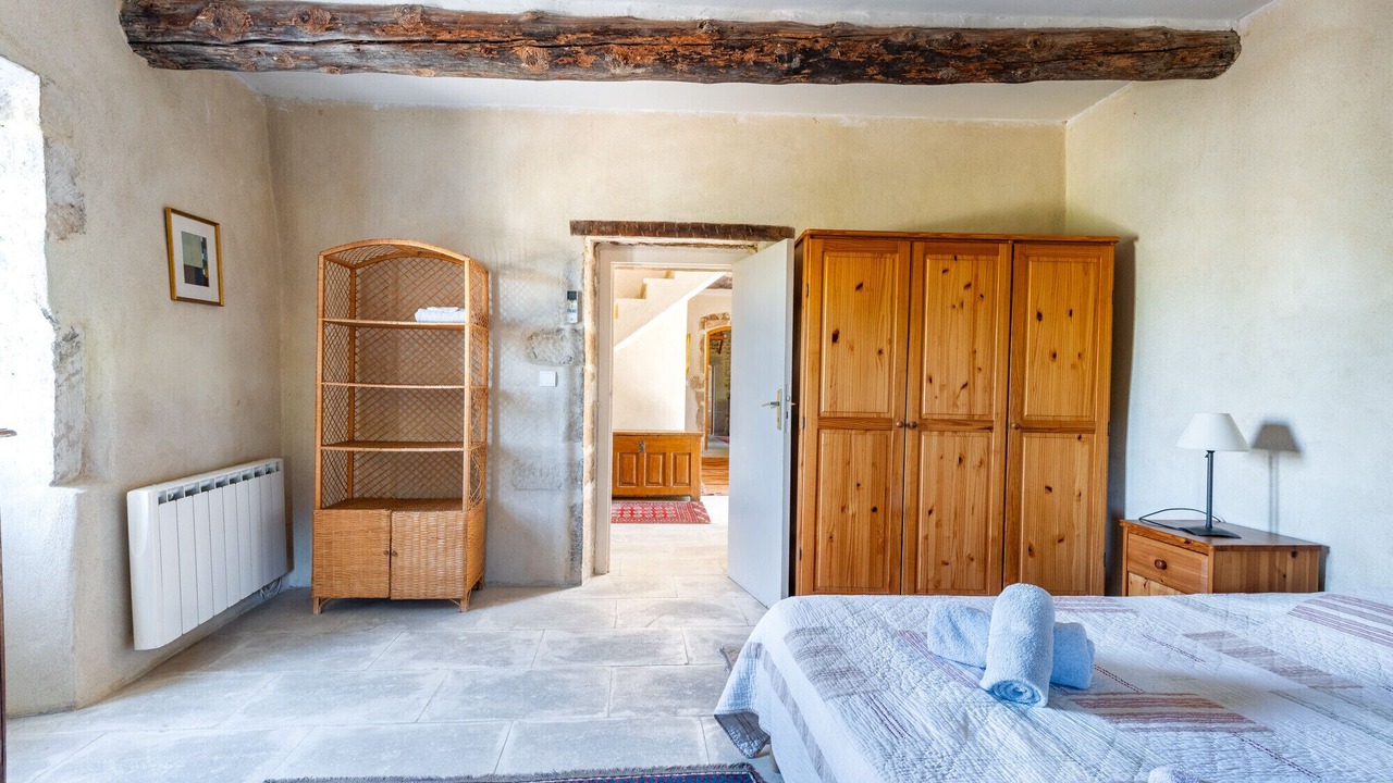 Photo of Bedroom in Saint-Restitut