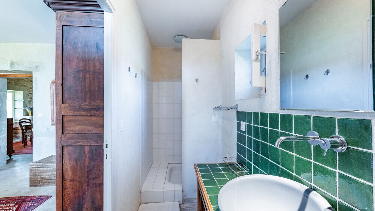 Photo of Bathroom in Saint-Restitut
