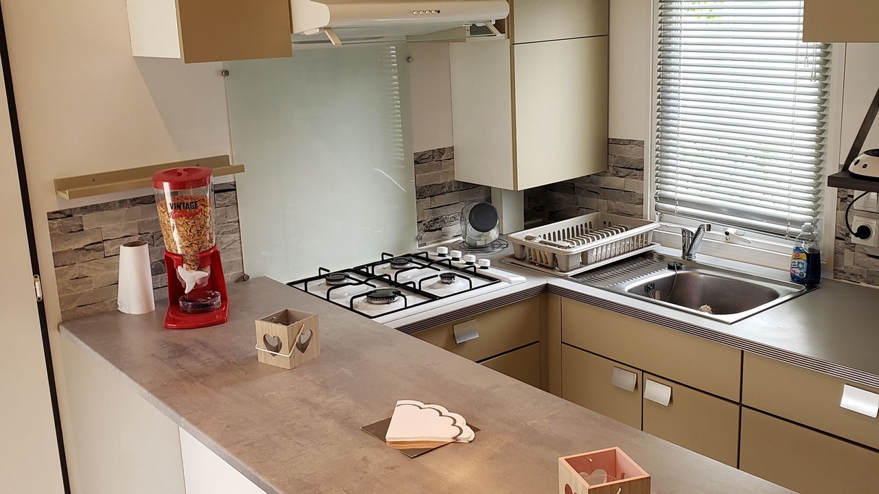 Photo of Kitchen in La Roque-d'Antheron