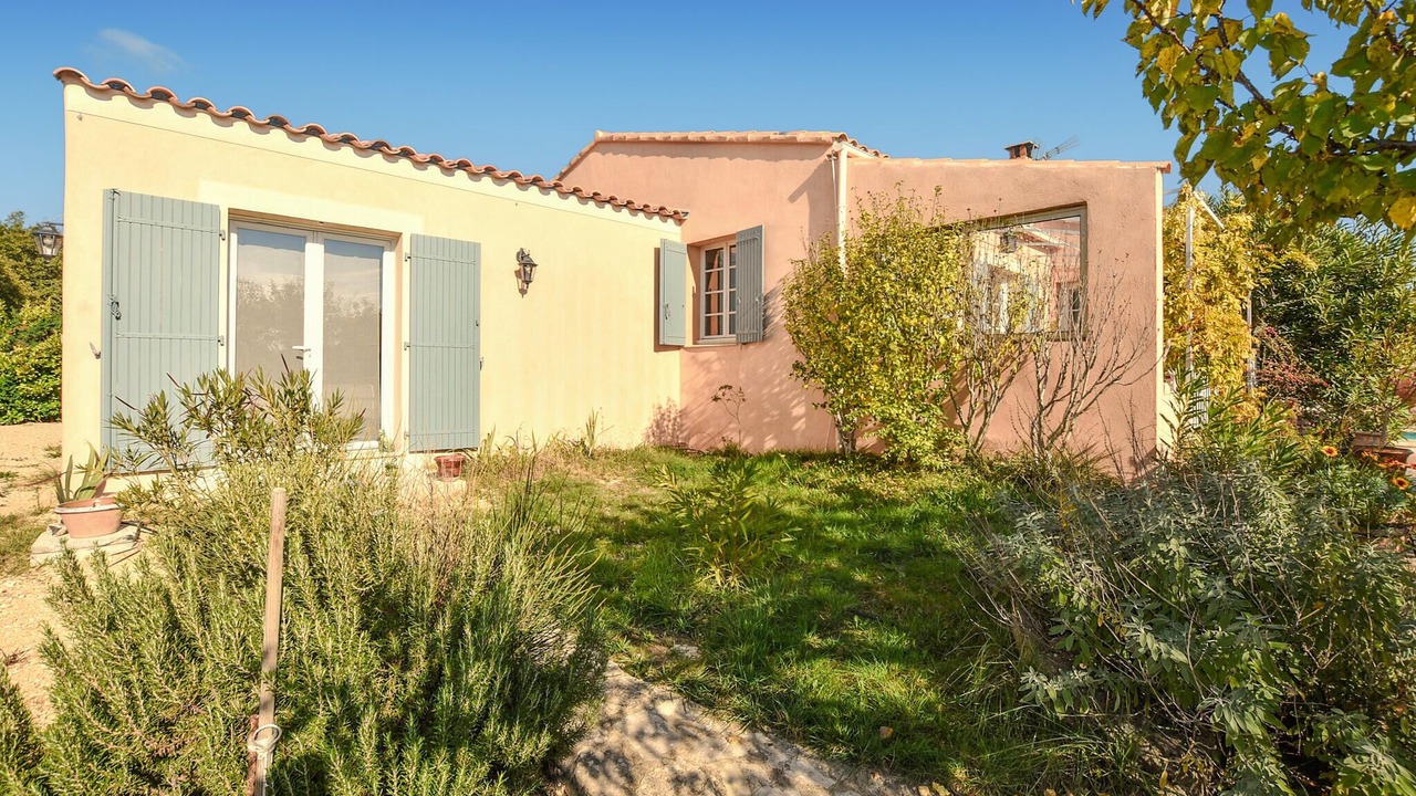 Photo of Others in Cabrieres-dʼAigues