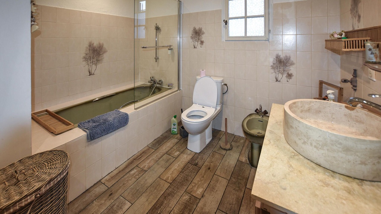 Photo of Bathroom in Cabrieres-dʼAigues