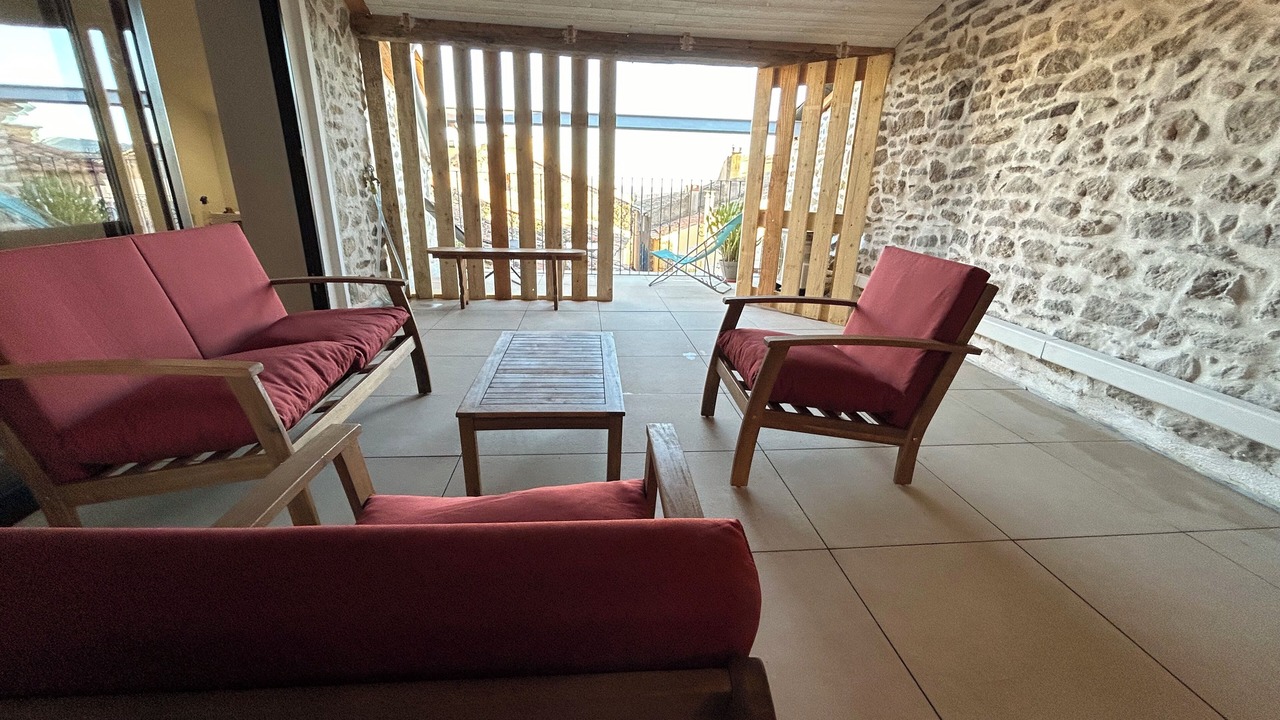 Photo of Patio Balcony in Cruis