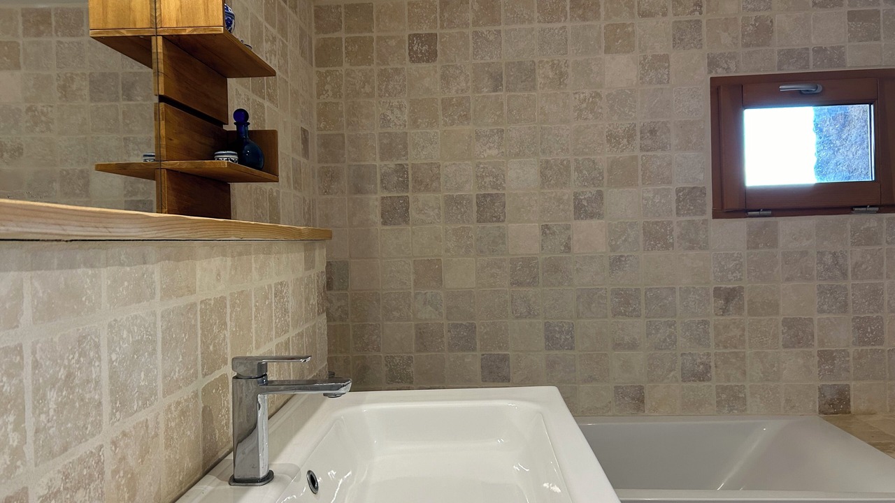 Photo of Bathroom in Cruis
