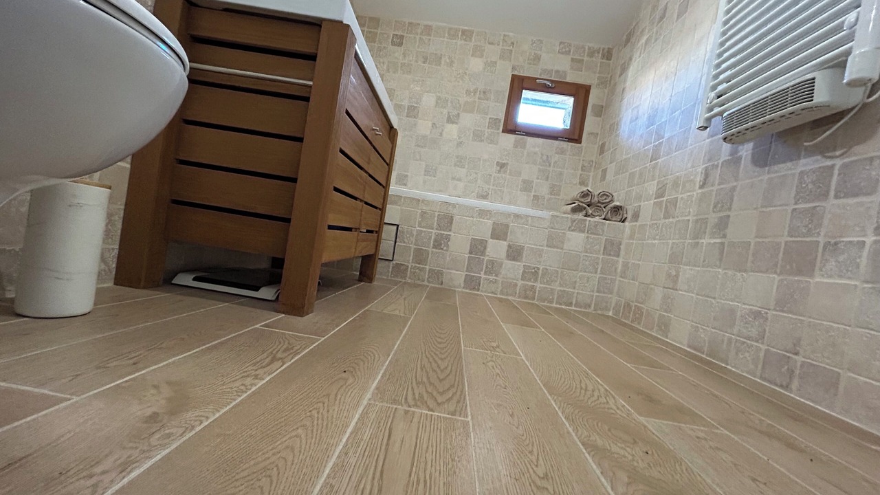 Photo of Bathroom in Cruis