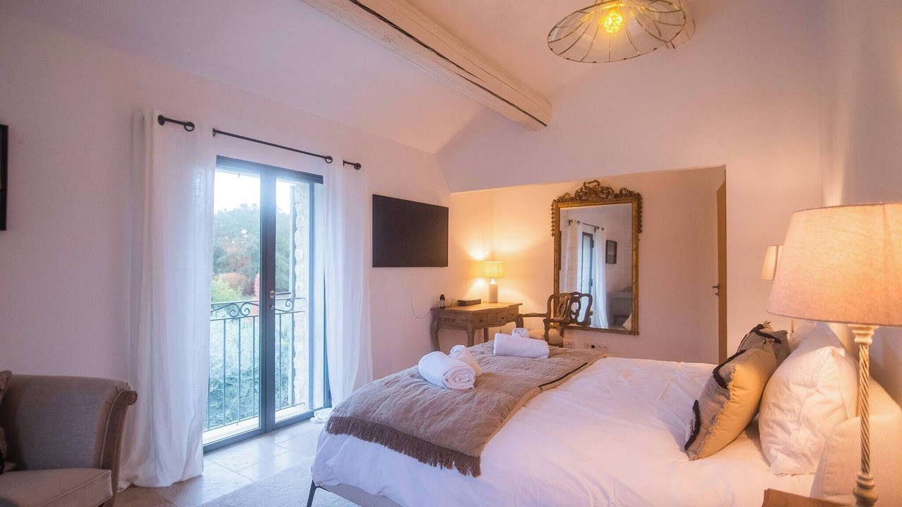Photo of Bedroom in Gordes