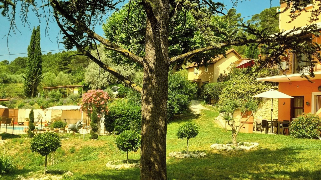 Photo of Outdoor in Villelaure
