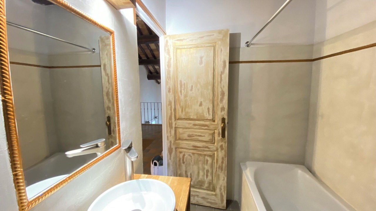 Photo of Bathroom in Althen-des-Paluds