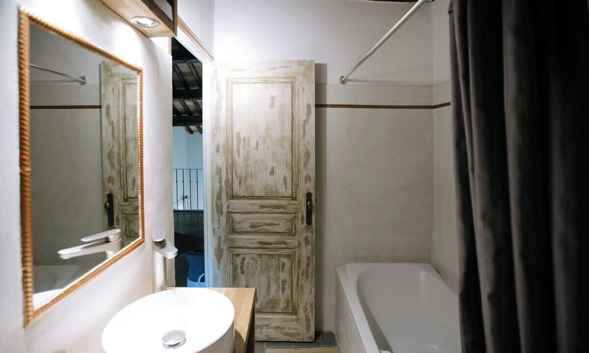 Photo of Bathroom in Althen-des-Paluds