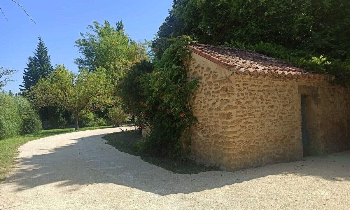 Photo of Outdoor in Althen-des-Paluds