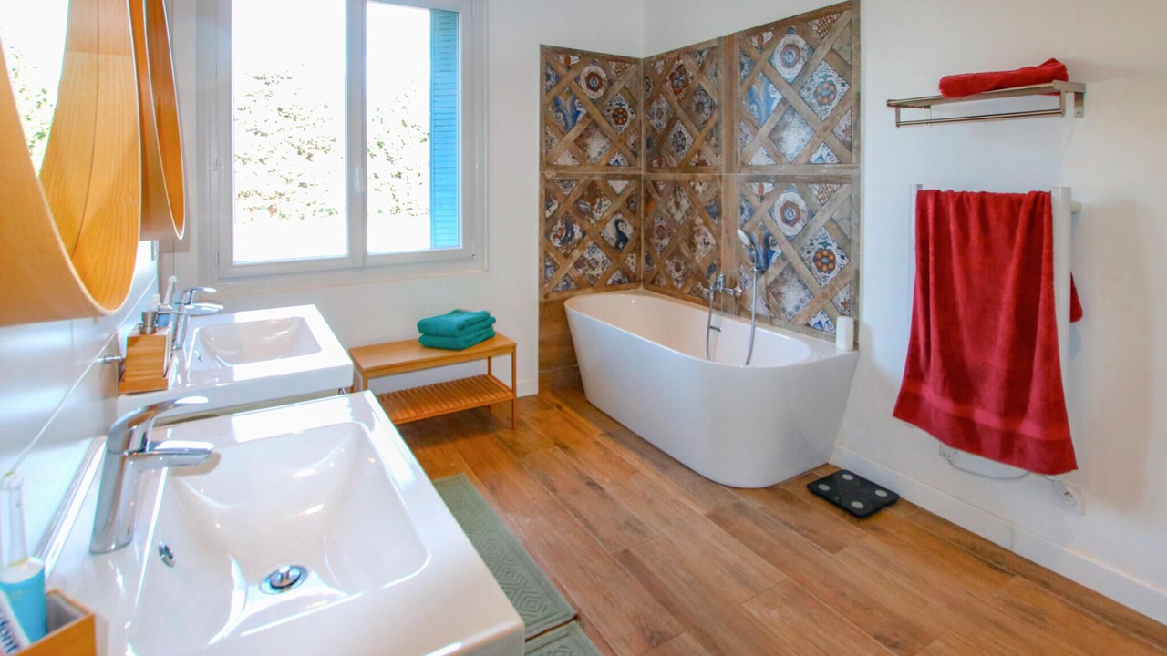 Photo of Bathroom in Cabannes