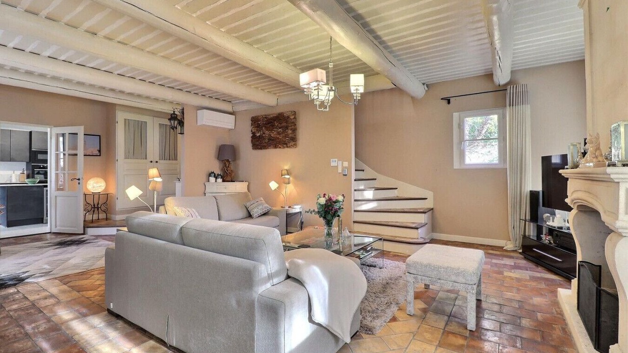 Photo of Livingroom in Saint-Cannat