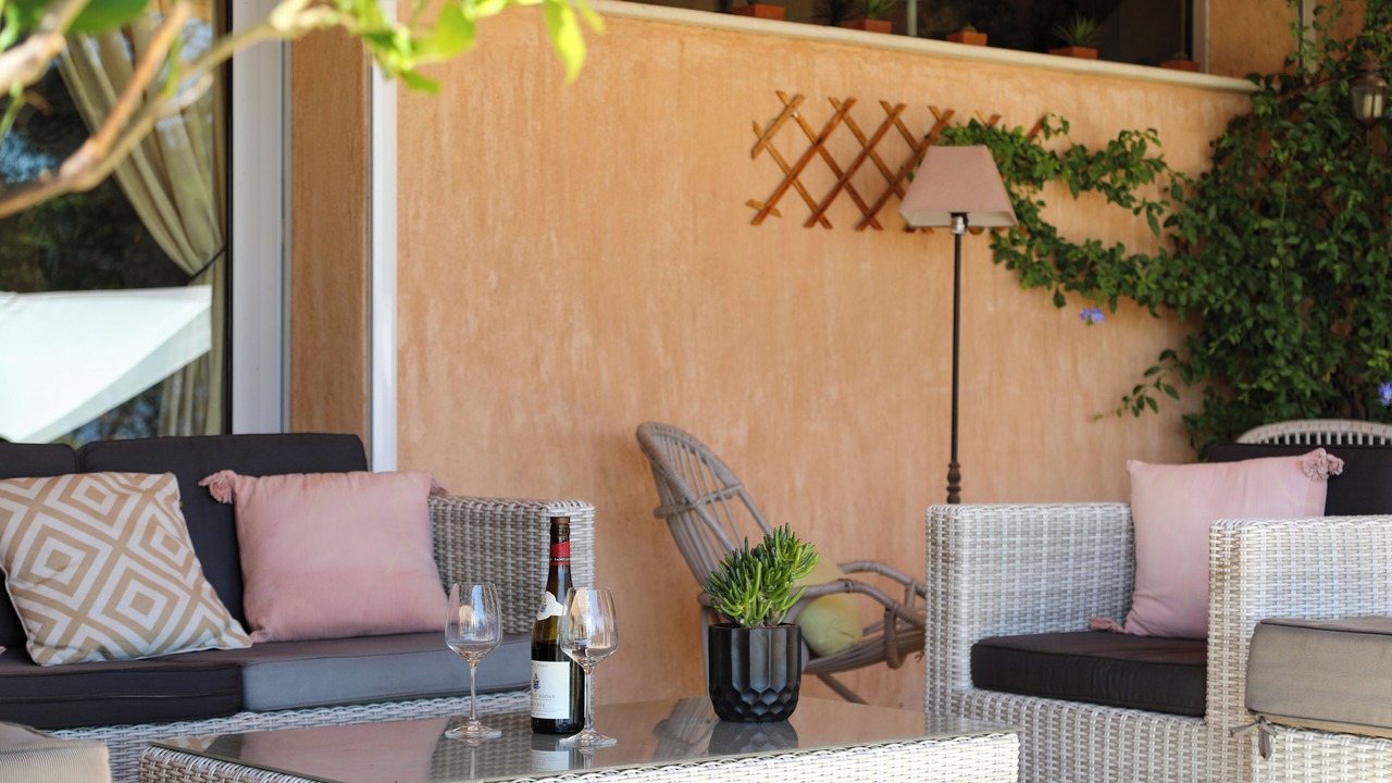 Photo of Patio Balcony in Saint-Hippolyte-le-Graveyron