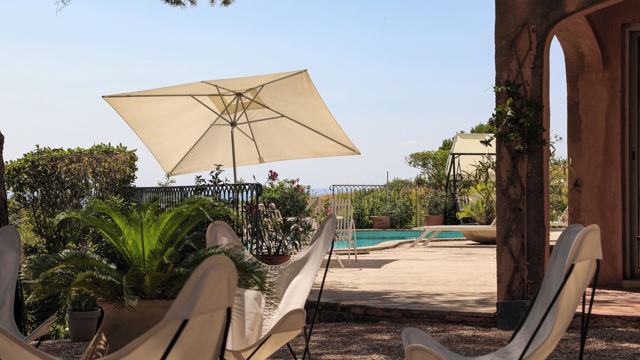 Photo of Patio Balcony in Saint-Hippolyte-le-Graveyron